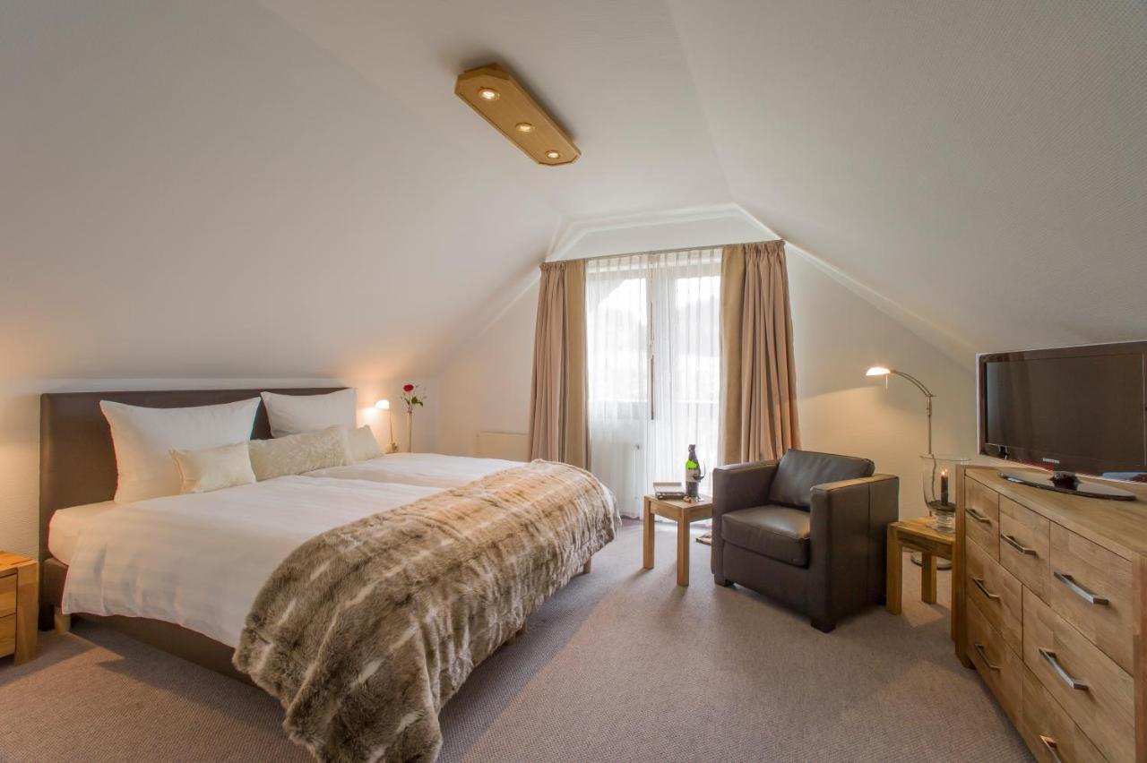 Hotel Hennemann Cobbenrode Bagian luar foto