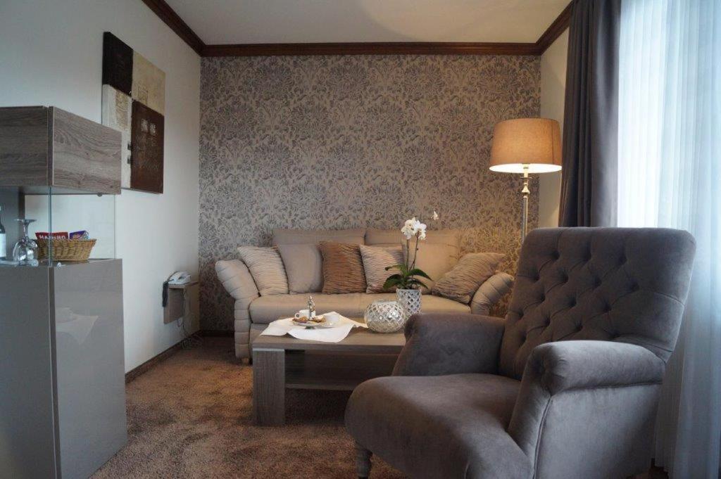 Hotel Hennemann Cobbenrode Bagian luar foto